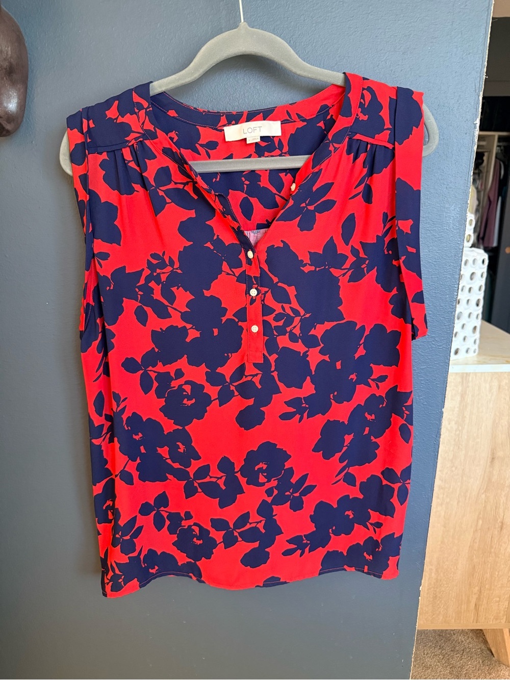 LOFT Red & Navy Floral Sleeveless Henley Top
